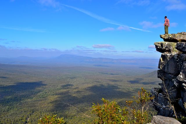 Reed Lookout, the Grampians cliff edge